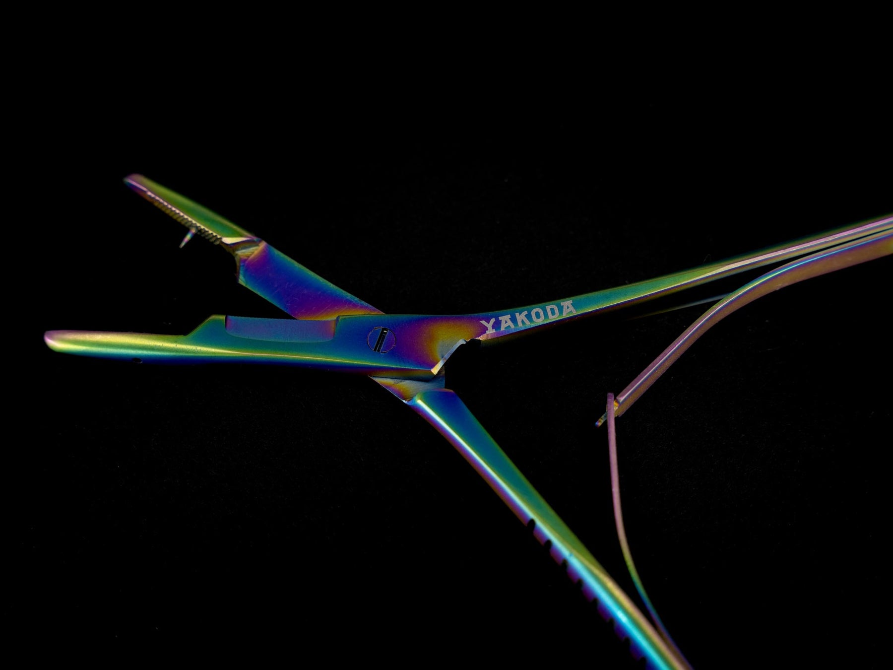 Titanium-Finished Scissor Clamp Forceps